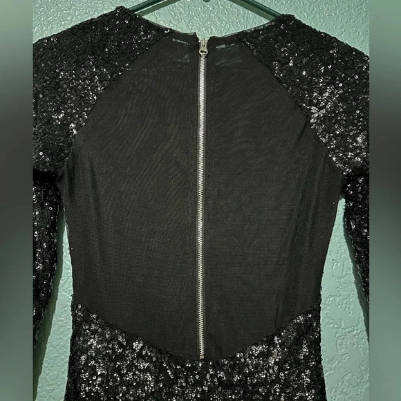 Alice + Olivia sequined black Dress size S - Picture 3 of 10